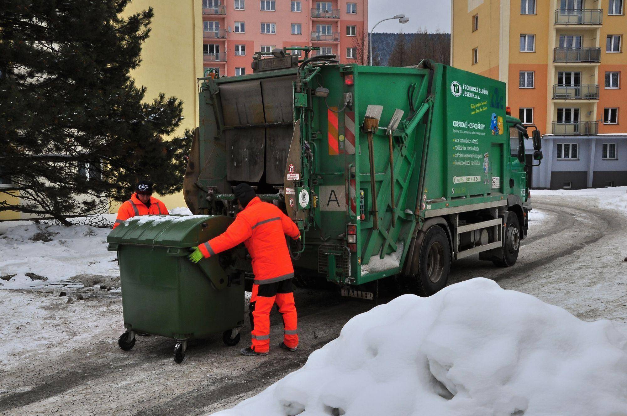 POZOR: Závada na vozidle odstraněna - od 4.2.2022 svoz SKO v obcích v běžných časech